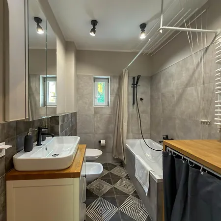 Apartment Urban No 2 - Terrace - Air Condition - Free Parking *