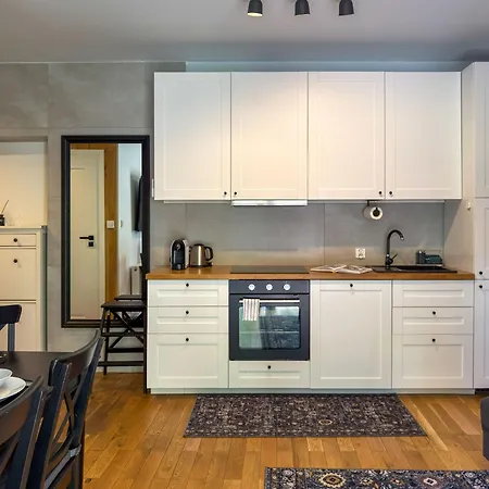 Urban No 2 - Terrace - Air Condition - Free Parking Apartment *