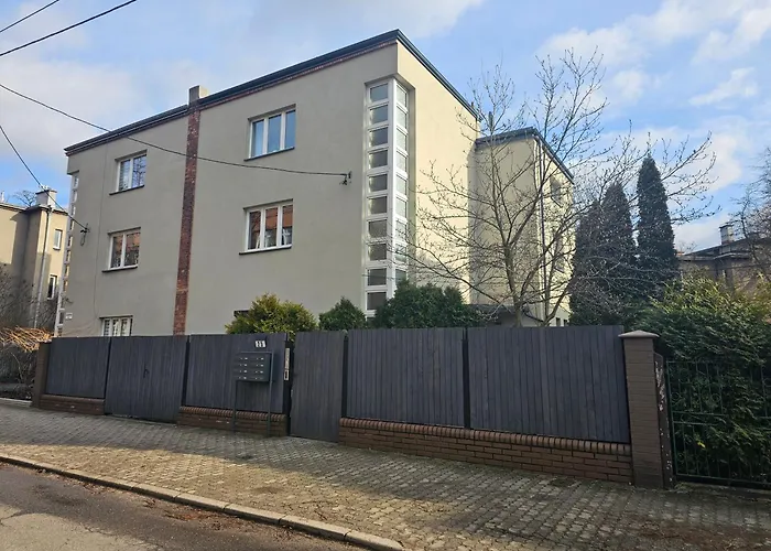 Urban Premium No 2, Free Private Parking, Self Check-in Apartmán Chorzów